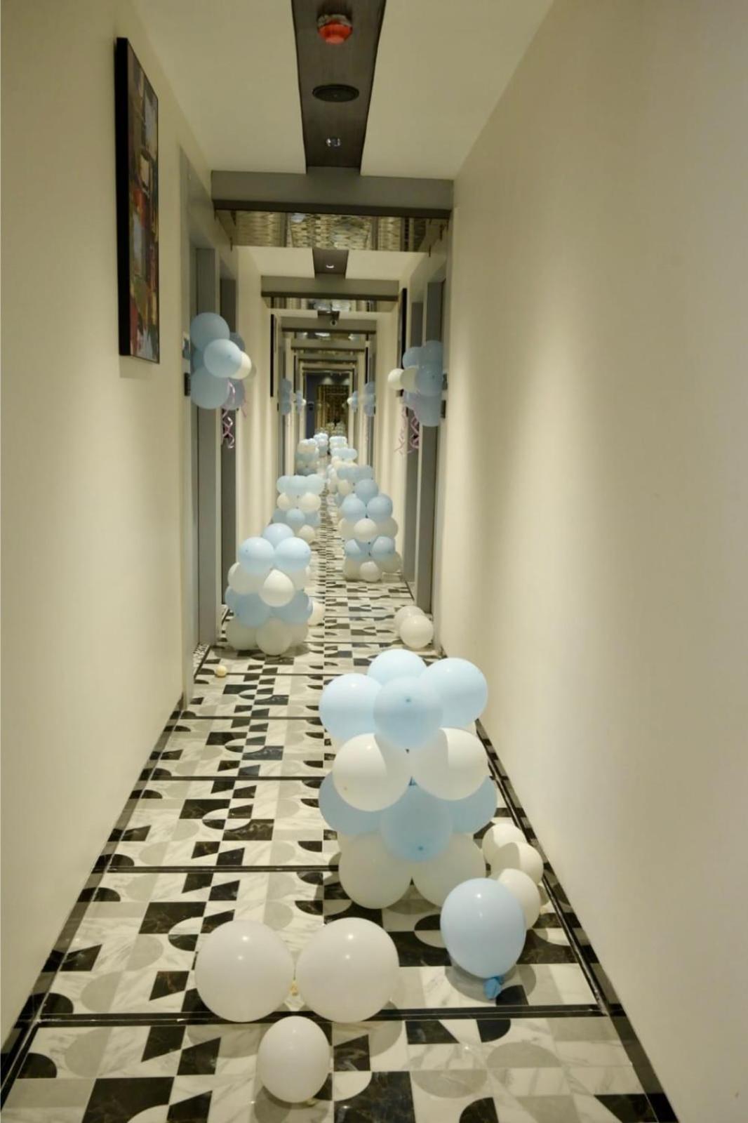 Hotel Dream Ahmedabad Bagian luar foto